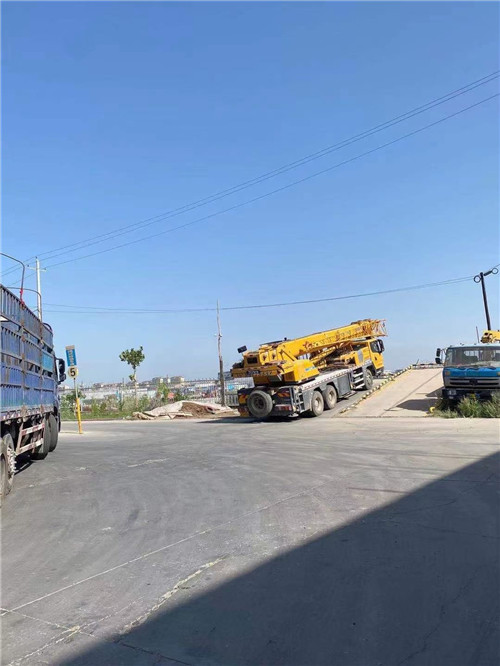 奉新县25吨吊车的租赁价格大概是多少？