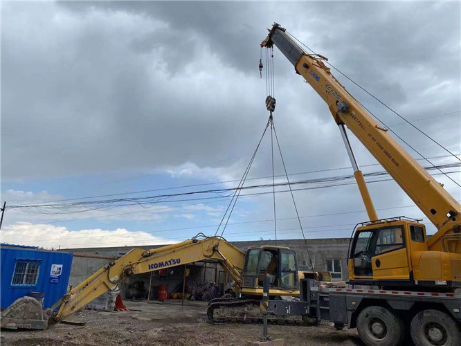 奉新县25吨吊车的工作半径是多少？